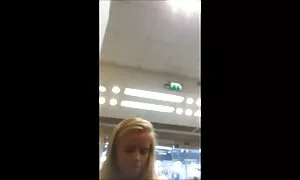 Figa seduta sulla ragazza, video porno donne mature aveva catturato masturbarsi