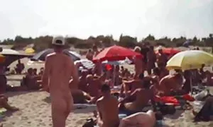 La nuova video porno amatoriali con donne mature coppia è filmata.