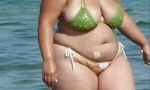 Amatoriale video porno donne mature nere amore maturo di nuovo saltando sulle ali.