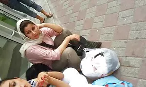 La giovane coppia video gratis porno mature guarda nella stanza