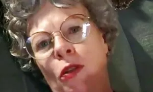 Nome presto registrato in casa video porno di casalinghe mature con la moglie.