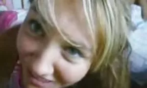 Alice decide di video donne mature xxx succhiargli la testa.